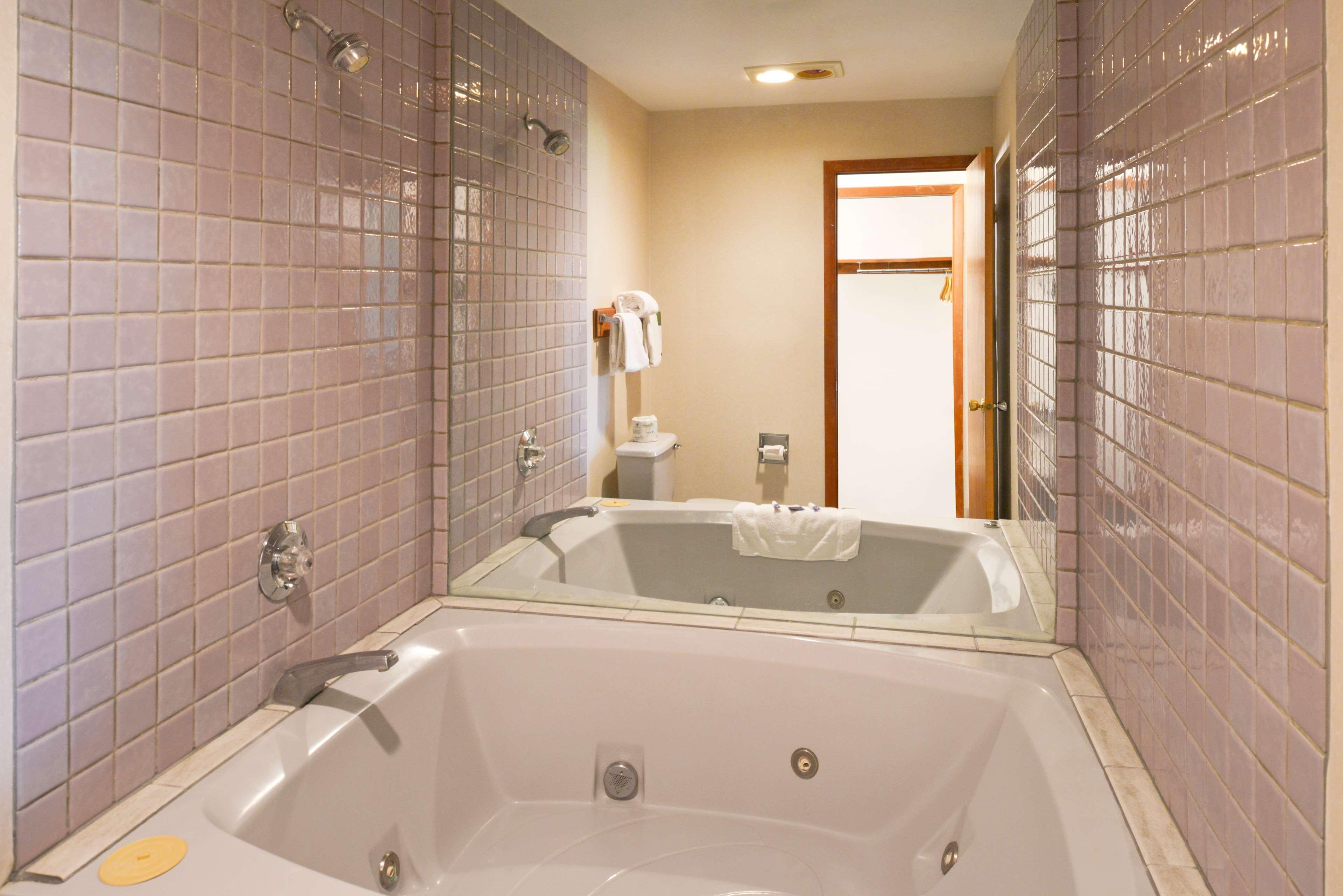 Americas Best Value Inn Plattsburgh Eksteriør billede