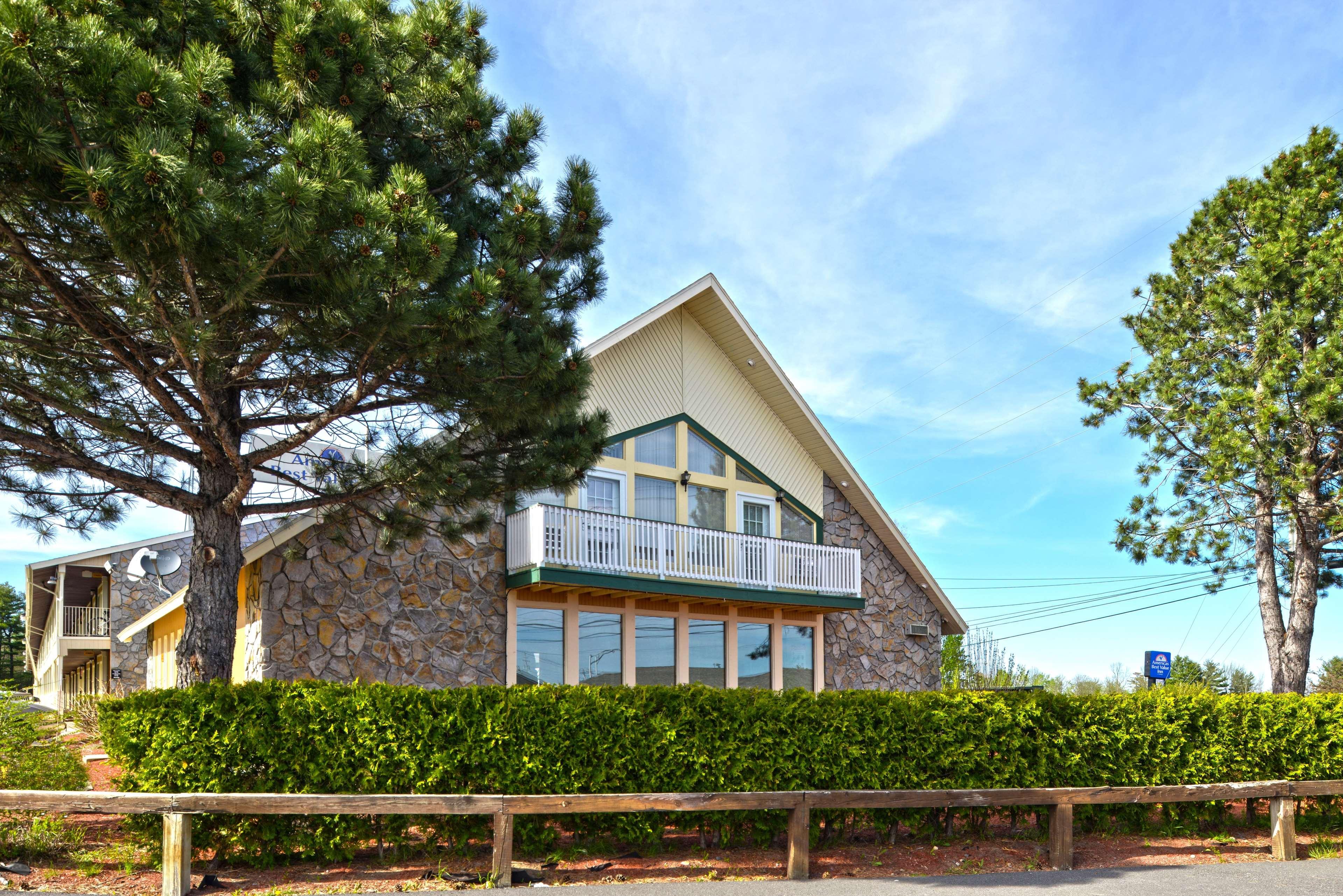 Americas Best Value Inn Plattsburgh Eksteriør billede