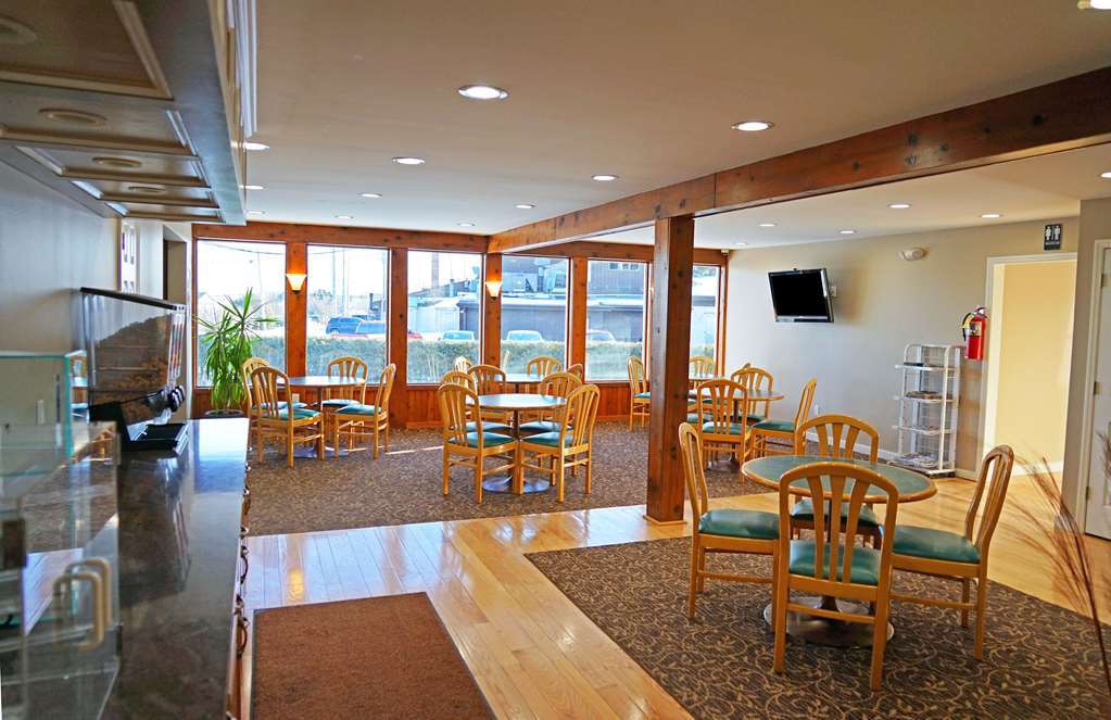 Americas Best Value Inn Plattsburgh Restaurant billede